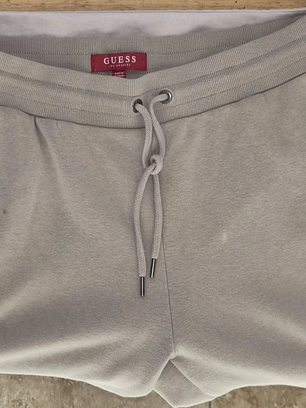 Guess beige crewneck